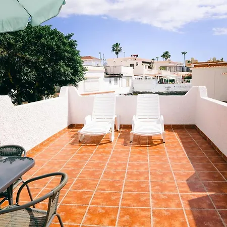 Virginia * Playa de las Americas (Tenerife)